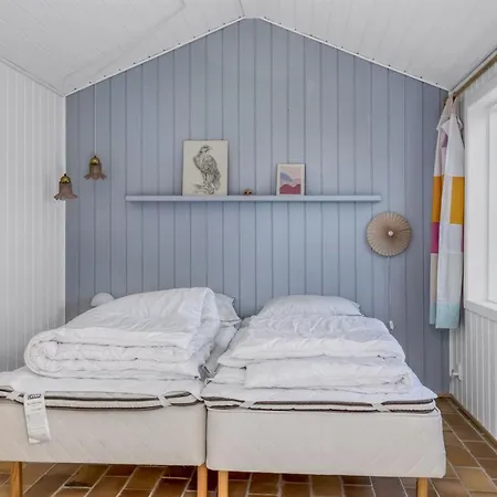 Arnkil - 250m From The Sea By Interhome