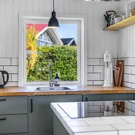 Σπίτι διακοπών Arnkil - 250m From The Sea By Interhome *